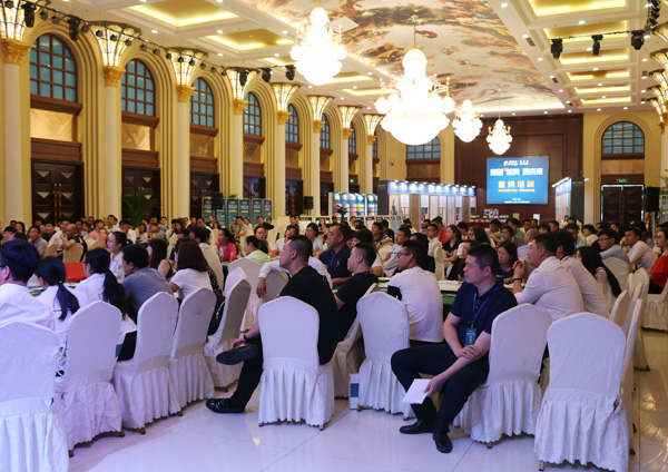 2017蒙太奇第六屆落地營銷培訓：讓成交從“偶然”變?yōu)椤氨厝弧?></a> </div>
                        <div   id=